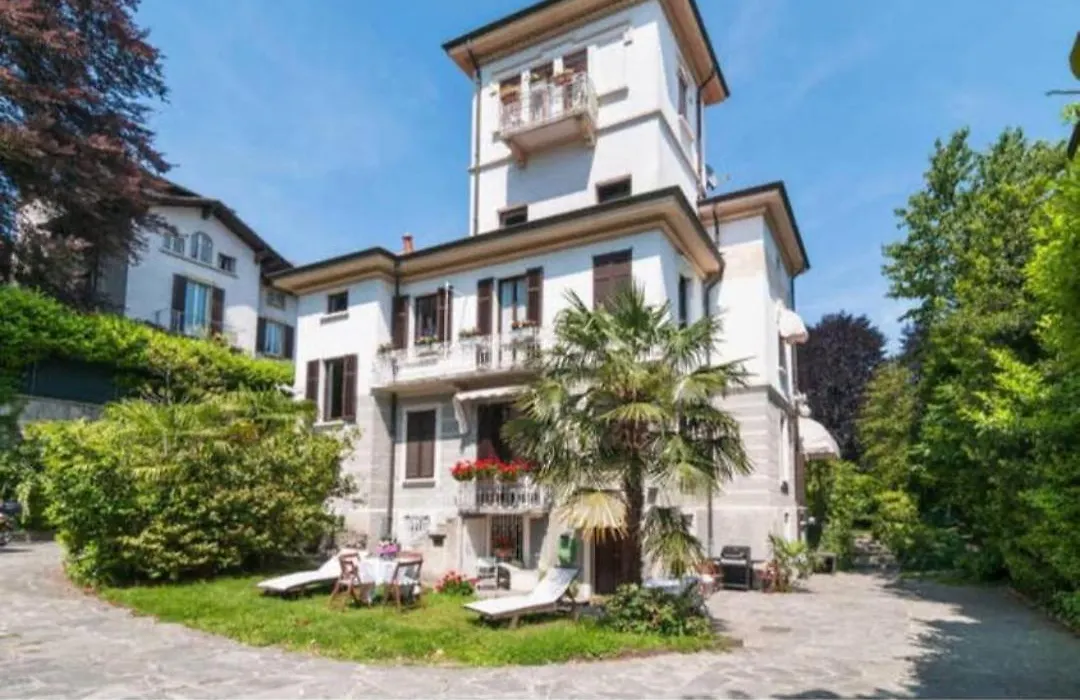 B&B Villa Adriana Varese - Camere E Appartamenti-1